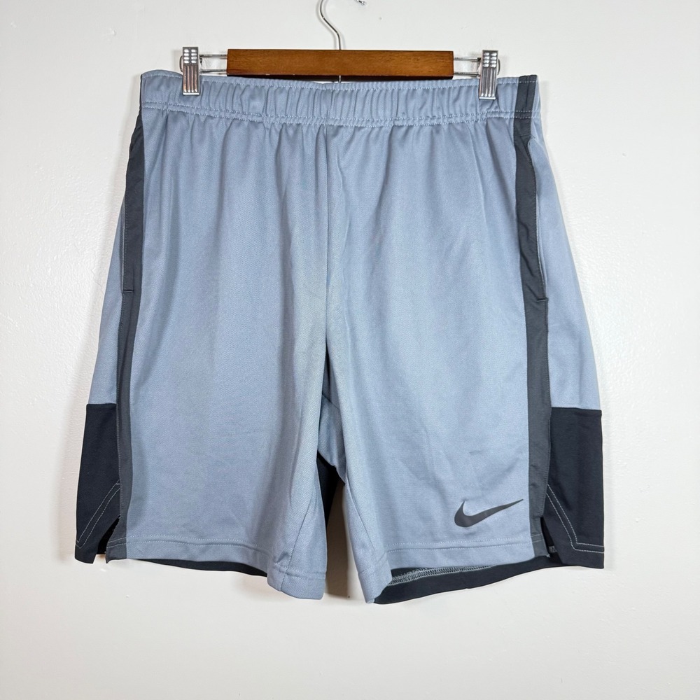 Nike Dri-FIT Colorblock Performance Training Shorts Size Large Grey Black